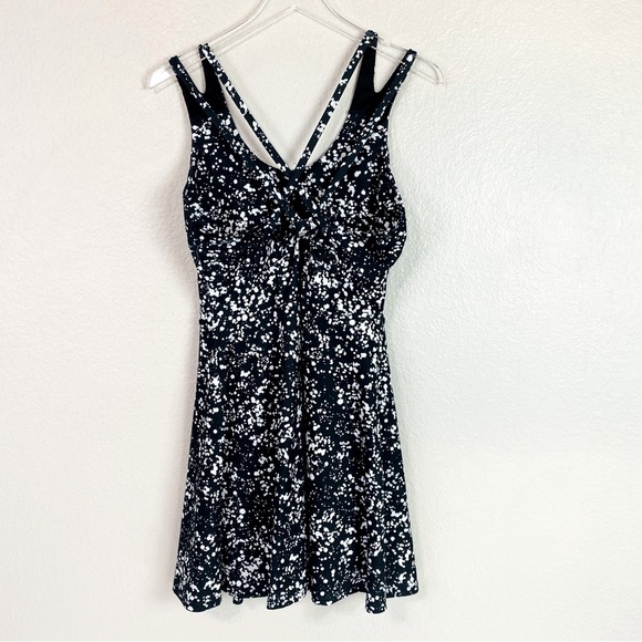 Fabletics Spritz Boost Performance Classic Mini Dress Size XL - Picture 4 of 5